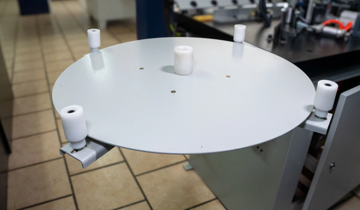 Enchapadora de cantos curvos CHRIS 26 para muebles